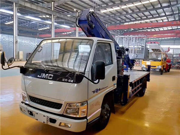 純進口21米藍(lán)牌高空作業(yè)車-程力高空作業(yè)車