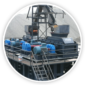 半自動(dòng)重型對(duì)輥制砂機(jī)現(xiàn)場圖片